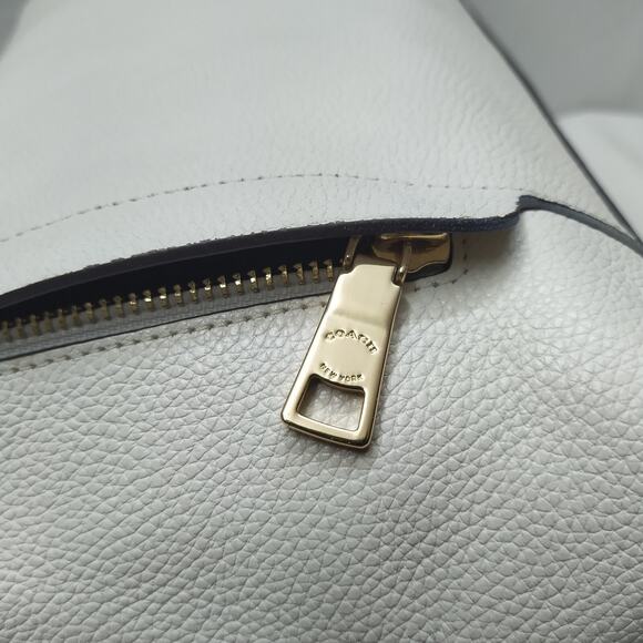 Coach Scout White Pebbled Leather Zipper Pockets Hobo Crossbody Bag - Picture 15 of 16